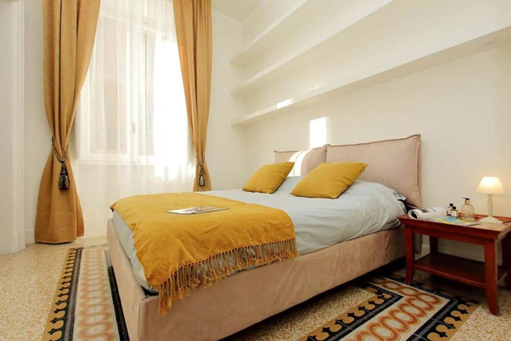 Elegant Apartment In The Heart Of Rome-Navona Area ภายนอก รูปภาพ
